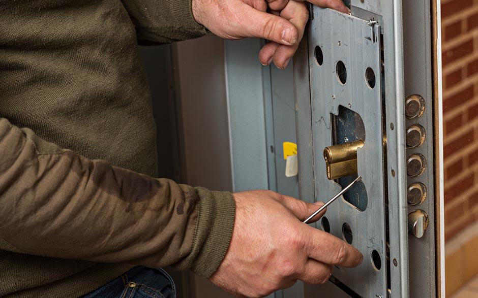 ouverture de porte Montreuil